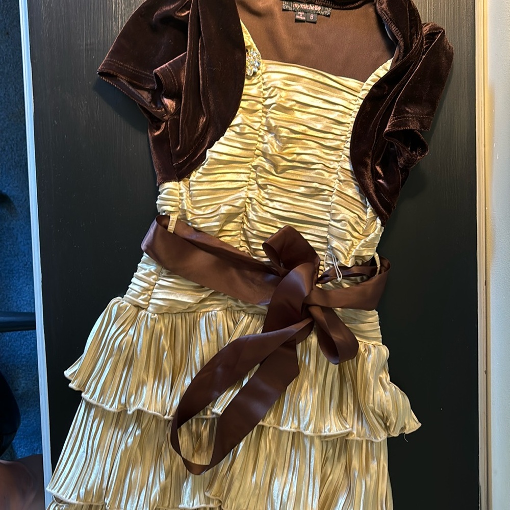 Girl’s dress
